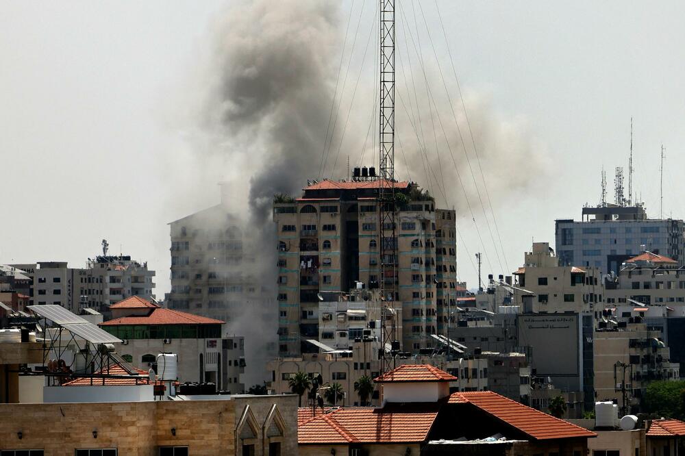 MOGUĆ JE PAKLENI RAZVOJ SITUACIJE NA BLISKOM ISTOKU: Izrael razmatra KOPNENU OFANZIVU NA GAZU?!